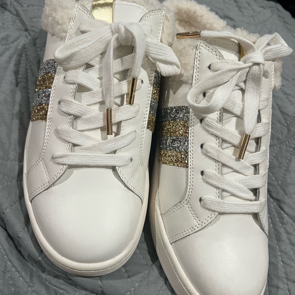 White House Black Market White Sneakers with Gold and Silver Accents size 9 m